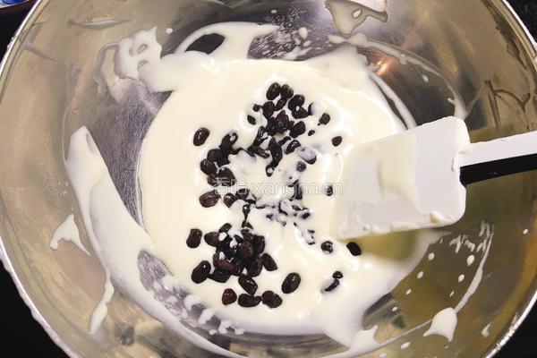 抹茶红豆慕斯的做法图解14