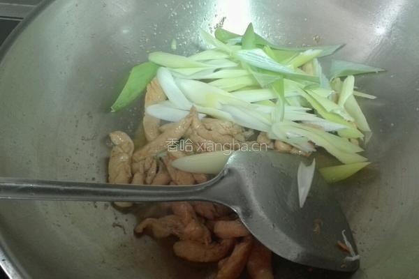 葱爆鸡肉的做法图解6