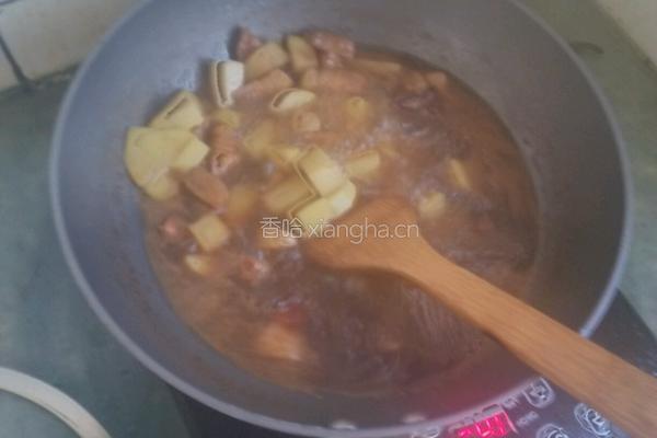 红烧肉炖土豆的做法图解6