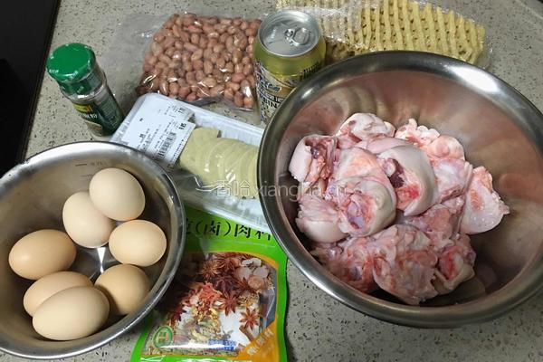 香卤猪蹄的做法图解1