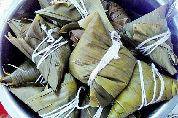 绿豆花生蜜枣粽(三角粽)的做法图解17