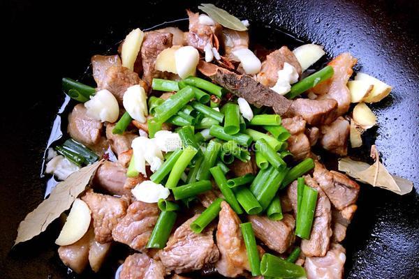 土豆烧肉的做法图解6