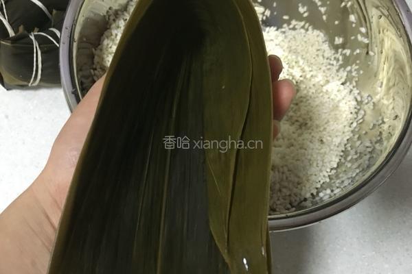 梅干菜肉粽的做法图解5