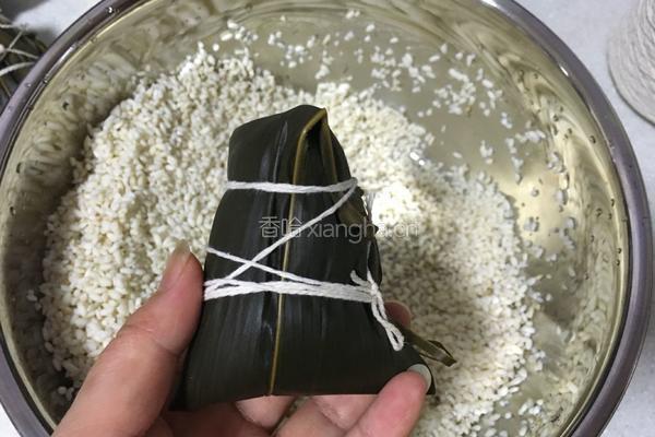 梅干菜肉粽的做法图解11