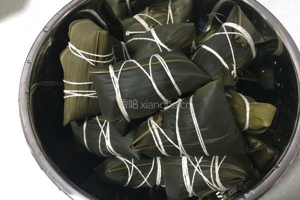 梅干菜肉粽的做法图解12