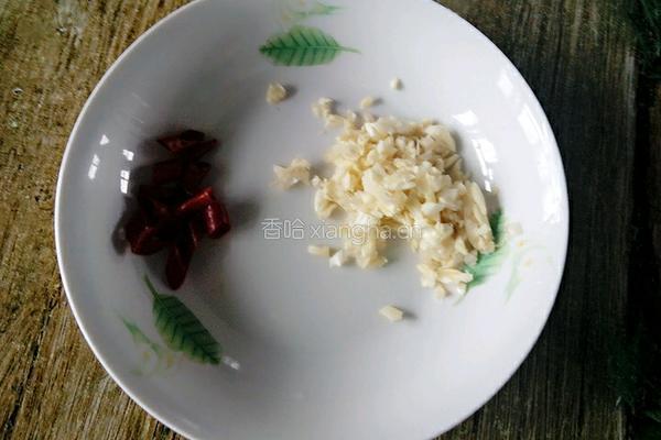 蒜蓉菠菜的做法图解2