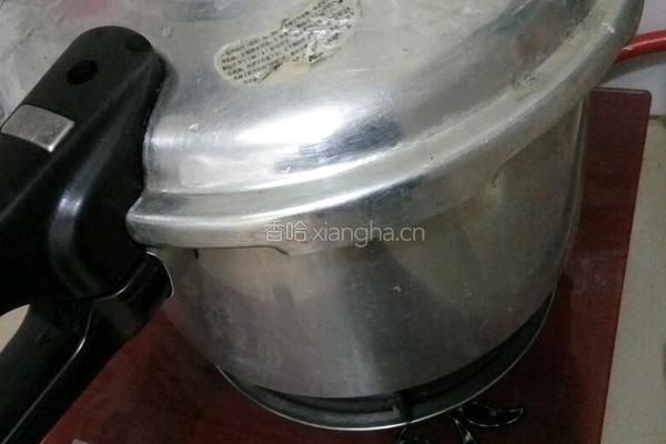 咸肉粽子的做法图解18