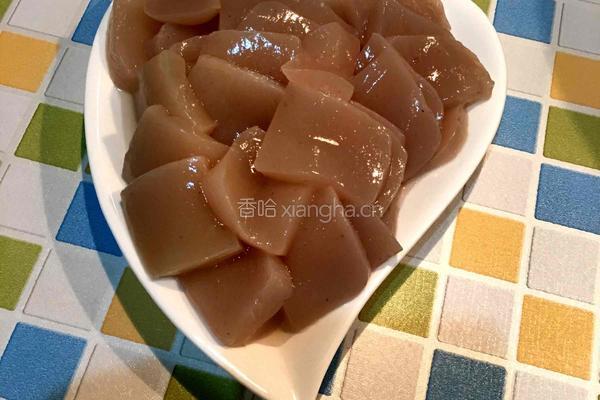 红烧魔芋豆腐的做法图解1