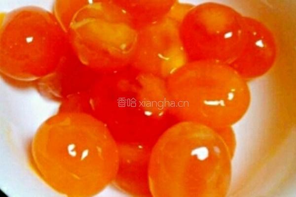 咸蛋黄粽子的做法图解4