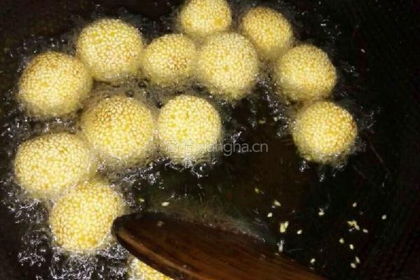 南瓜紫薯陷小麻球的做法图解9