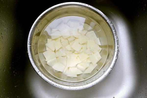 香辣干锅土豆片的做法图解4