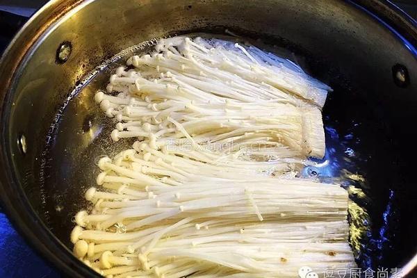 剁椒金针菇的做法图解4