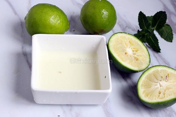 蓝莓Mojito鸡尾酒的做法图解1