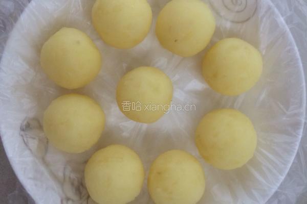 炸土豆球的做法图解7