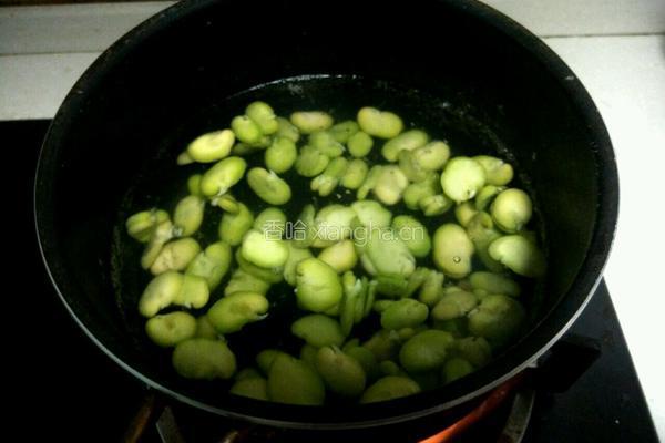 蚕豆瓣肉圆蛋汤的做法图解2