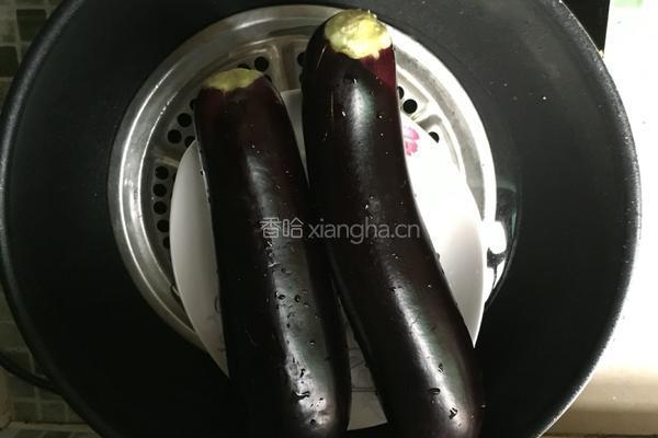凉拌手撕茄子的做法图解2