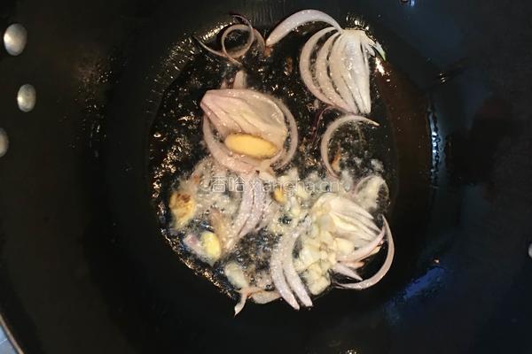 羊肉卷爆炒土豆丝的做法图解2