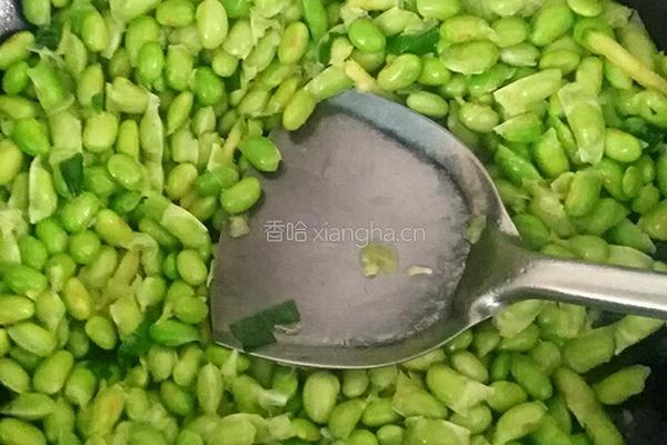 毛豆的做法图解1