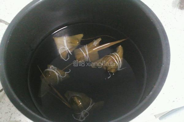 西米水晶粽子的做法图解4