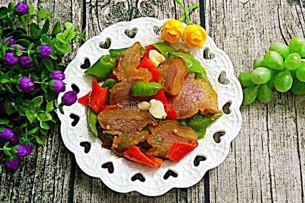 辣椒炒腊肉的做法图解6
