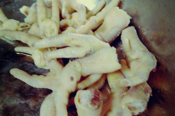 泡椒凤爪的做法图解4