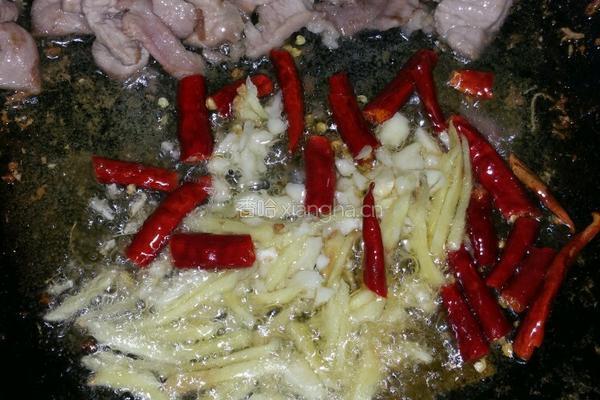 西兰花炒肉的做法图解6