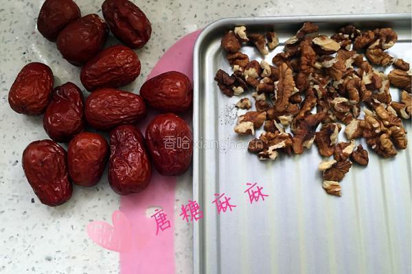 枣夹核桃（零食必备）的做法图解1