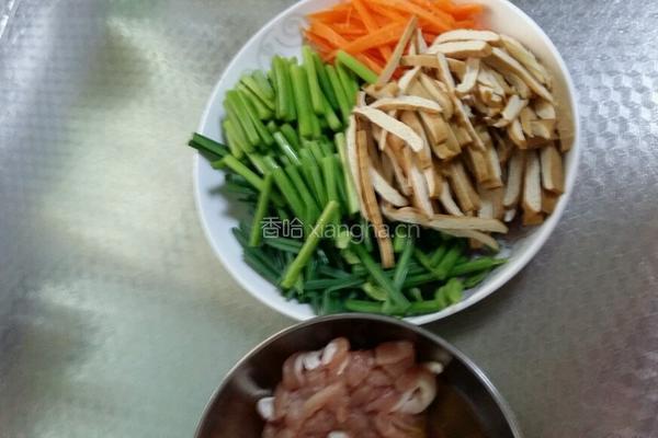 小炒韭苔的做法图解1