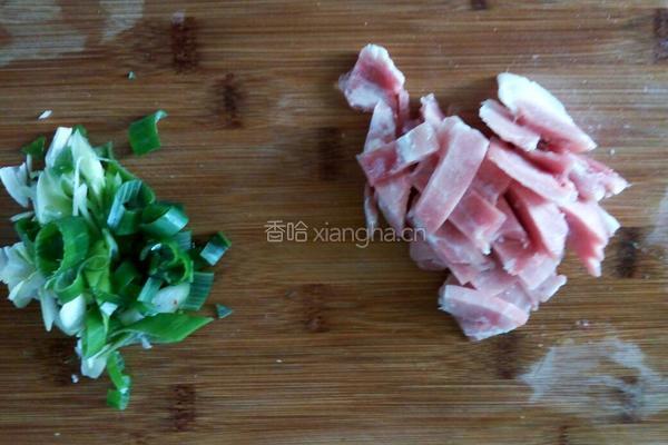 肉丝炒双花的做法图解2