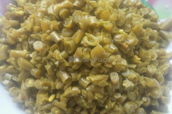 酸豆角炒肉末的做法图解1
