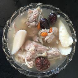 红菇山药龙骨汤的做法[图]