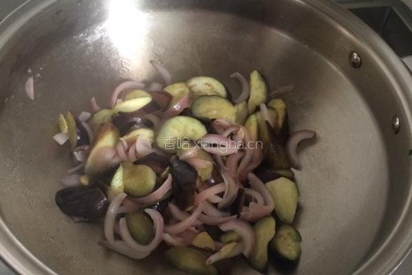 洋葱烧茄子的做法图解6