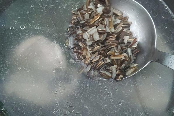 野米熬鸡汤的做法图解6