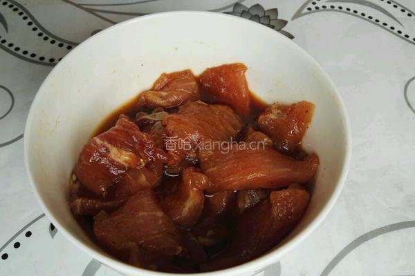 孜然肉片的做法图解2
