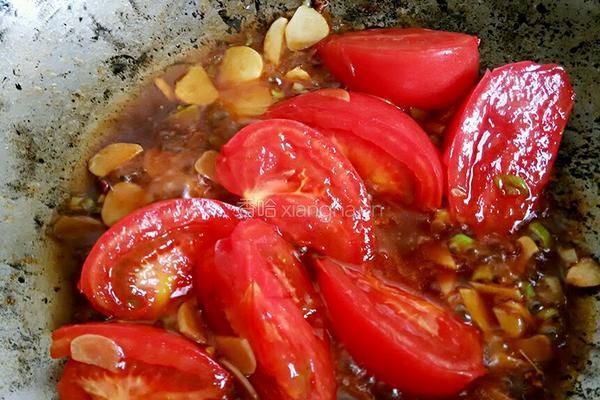 土豆牛肉烩豆角的做法图解4
