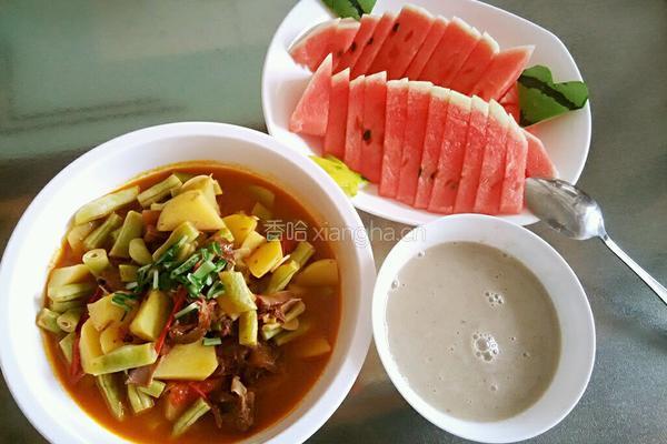土豆牛肉烩豆角的做法图解10