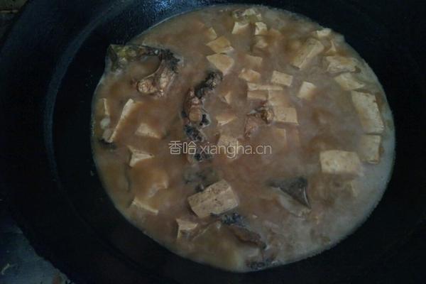 红烧鲫鱼豆腐汤