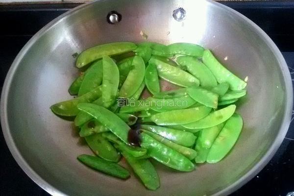 清炒荷兰豆的做法图解5