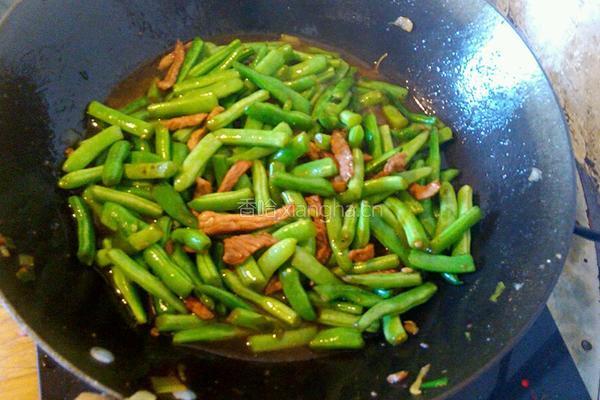 豆角炒肉的做法图解4