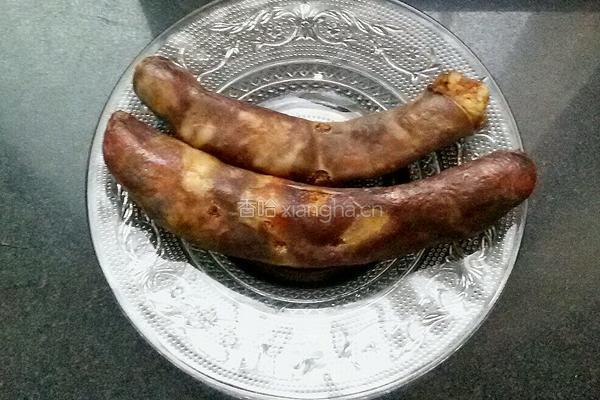 香肠炒西芹的做法图解2