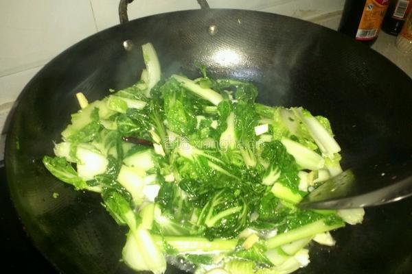 清炒小白菜的做法图解2