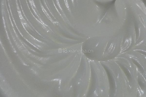 戚风蛋糕的做法图解2