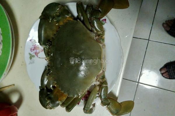 清蒸青蟹的做法图解1