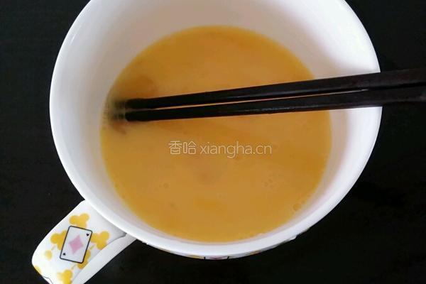 虾皮鸡蛋羹的做法图解2