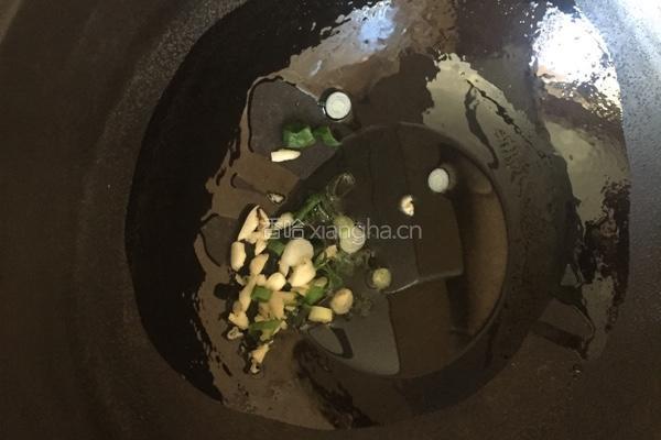 肉炒西葫芦片的做法图解3