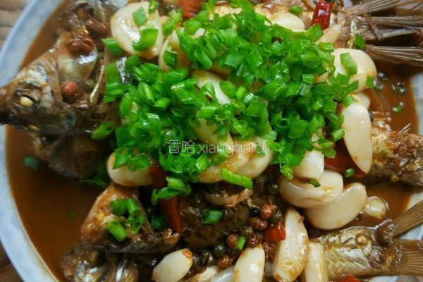 麻辣小鲫鱼