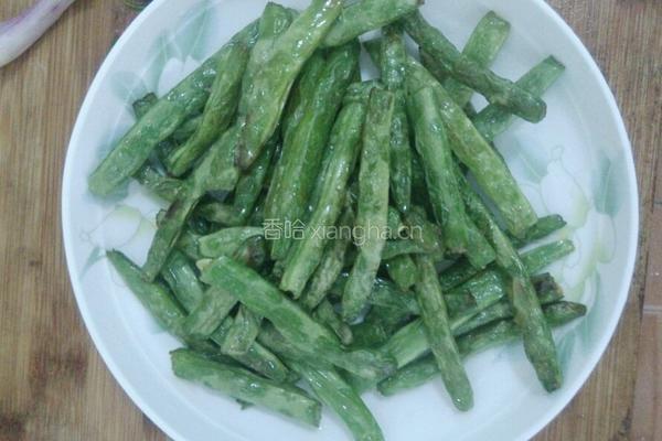 干煸四季豆的做法图解2