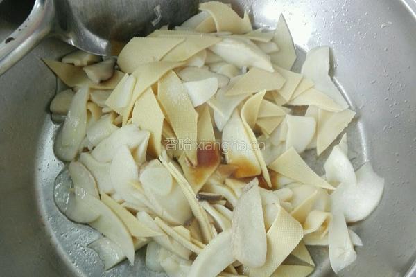 杏鲍菇炒豆皮～家常菜的做法图解6