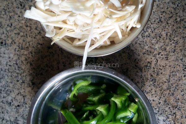 清爽海鲜菇的做法图解1