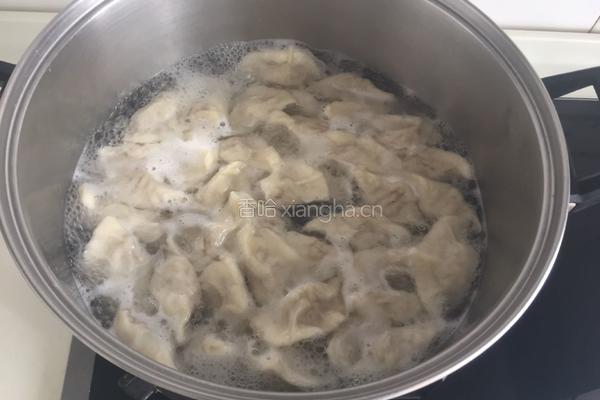 酸汤水饺的做法图解3